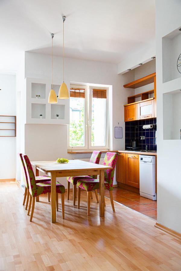 Apartment Ten وارسو المظهر الخارجي الصورة